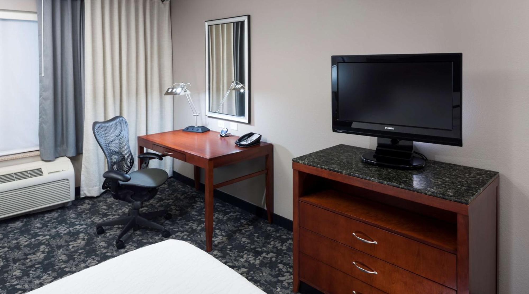 Hilton Garden Inn Austin North Екстериор снимка