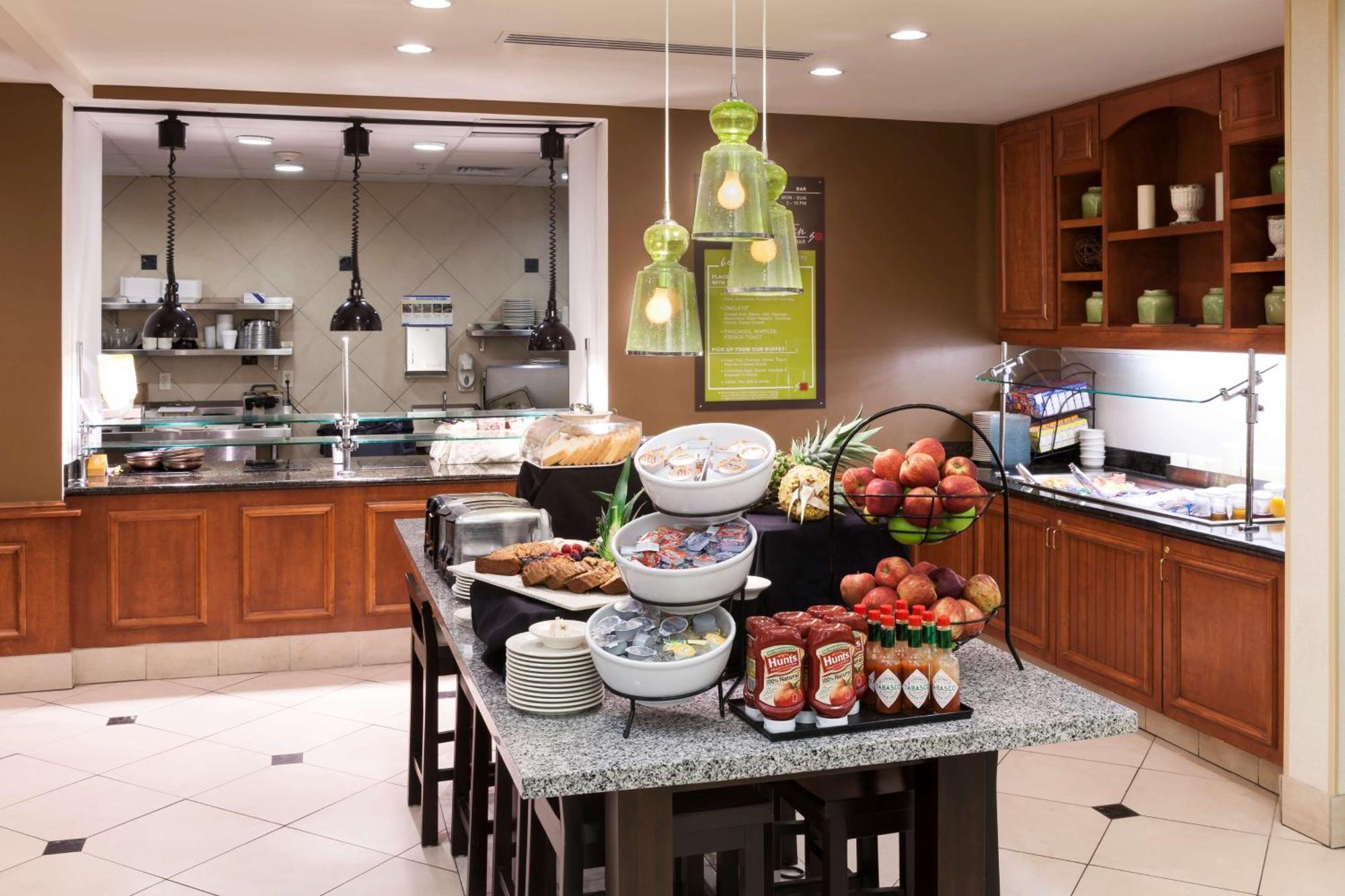Hilton Garden Inn Austin North Екстериор снимка
