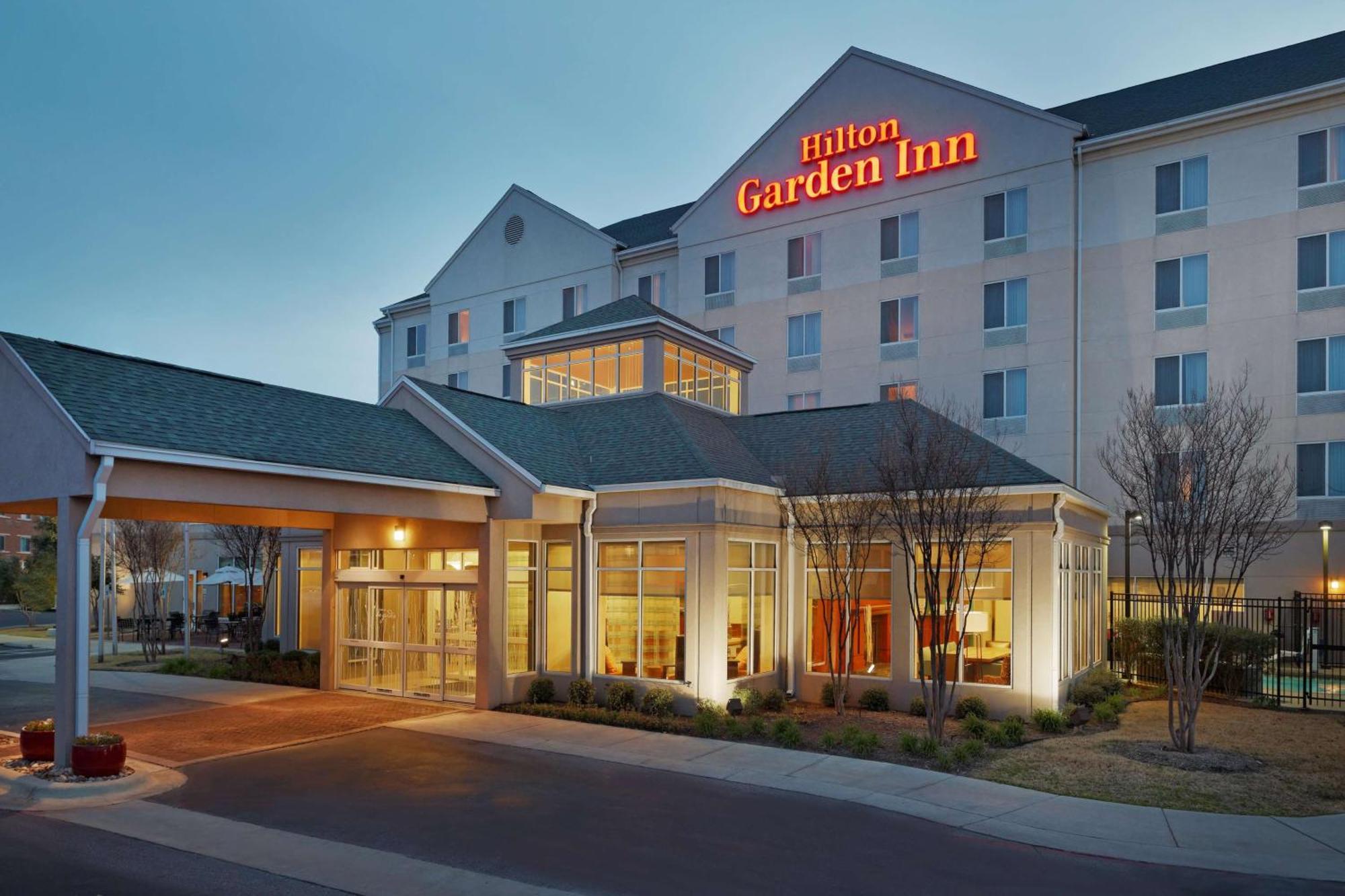 Hilton Garden Inn Austin North Екстериор снимка