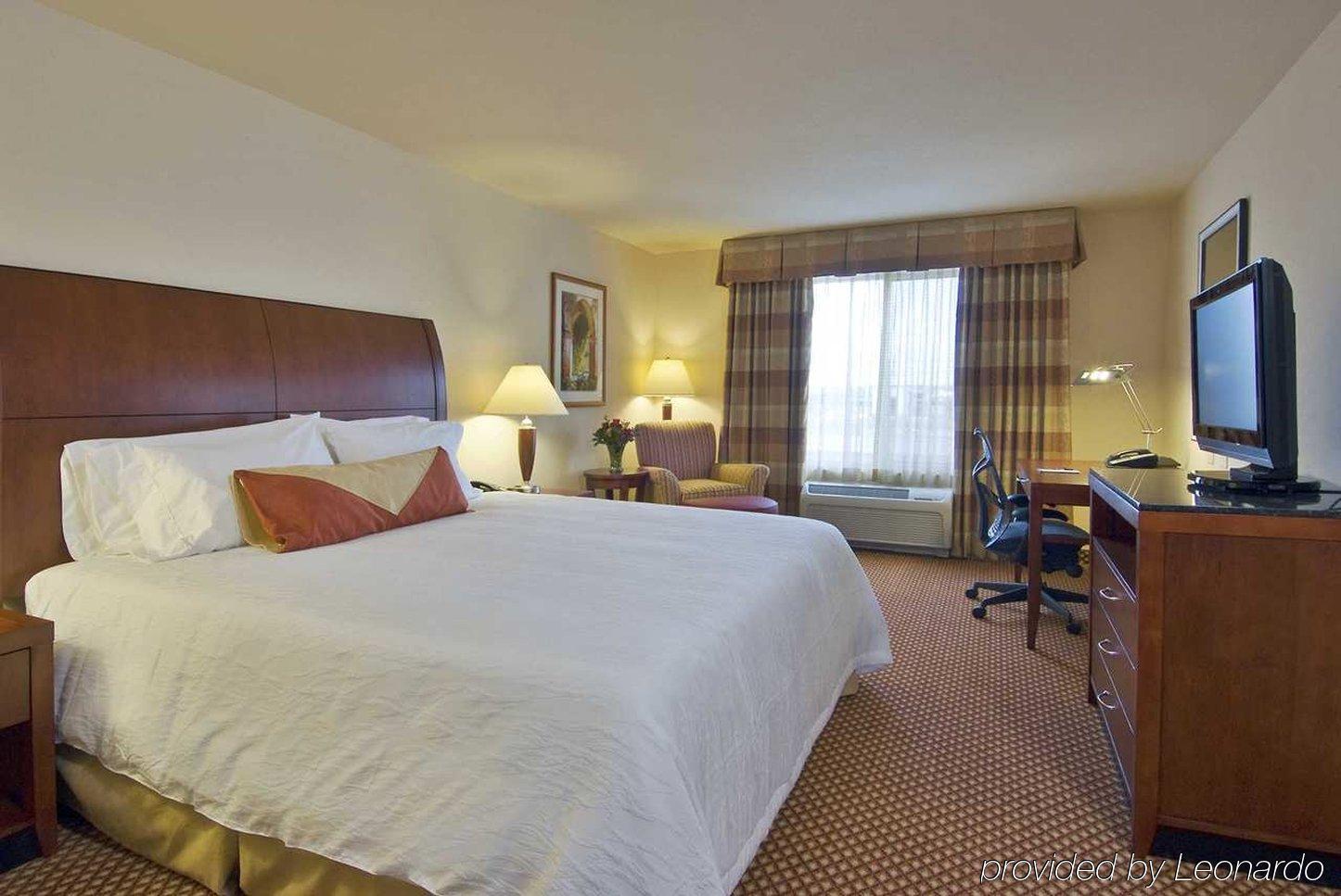 Hilton Garden Inn Austin North Екстериор снимка