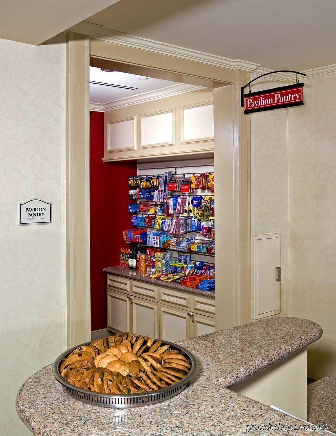 Hilton Garden Inn Austin North Съоръжения снимка