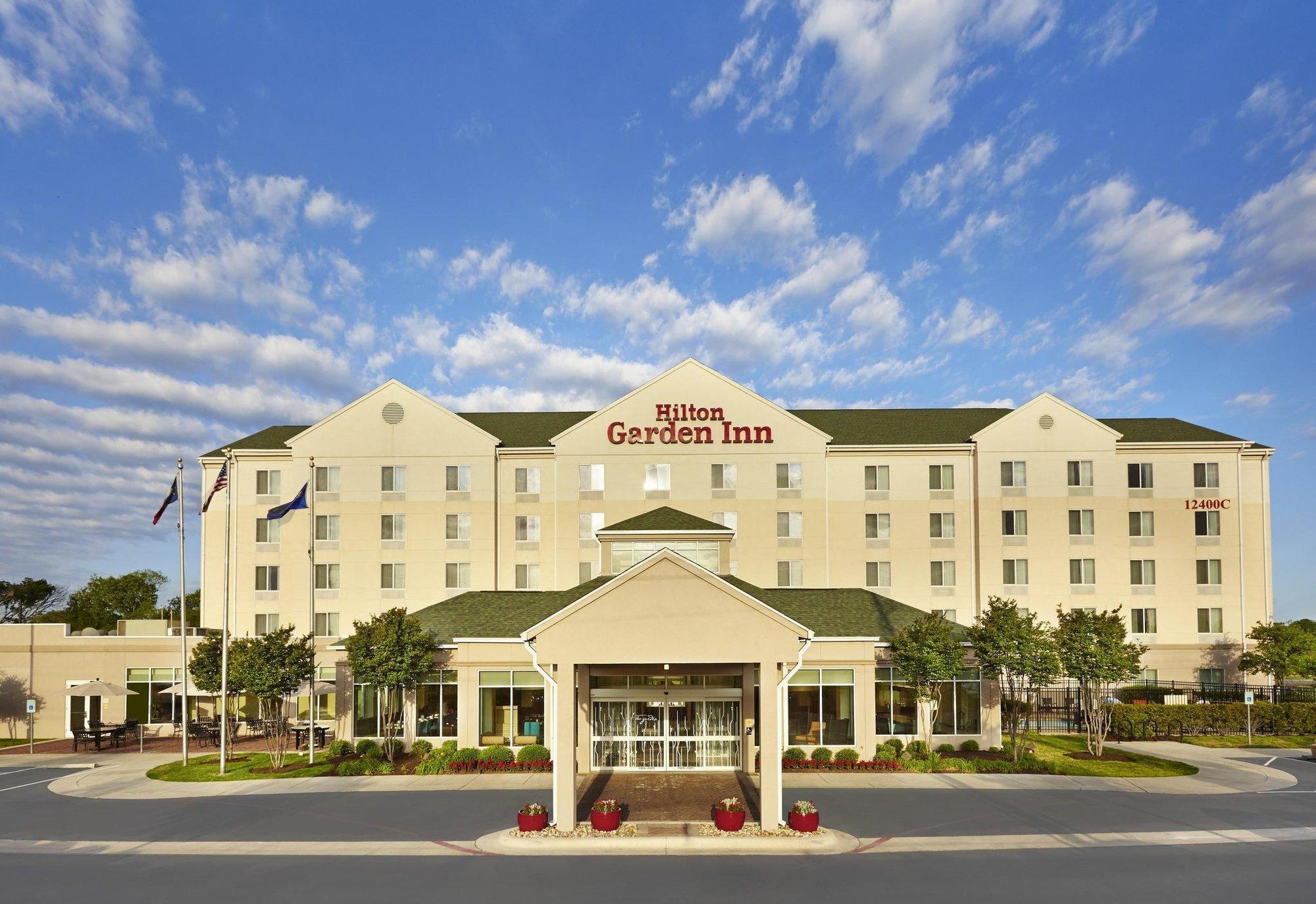Hilton Garden Inn Austin North Екстериор снимка